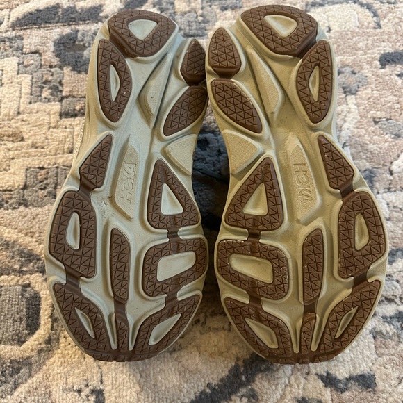 Hoka Bondi 8 - Picture 3 of 4